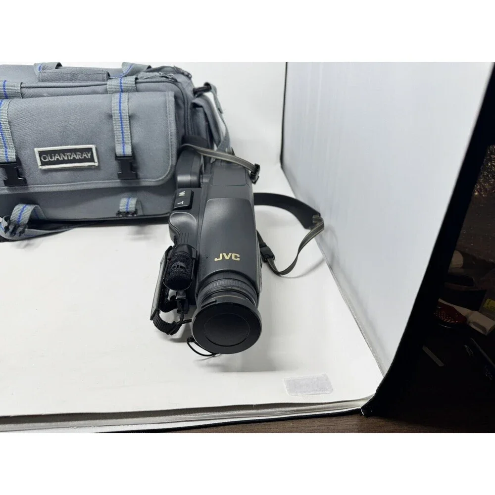VINTAGE JVC GR-A1U CAMCORDER RECORDER PLAYER W/ battery & charger for P/R As-is
